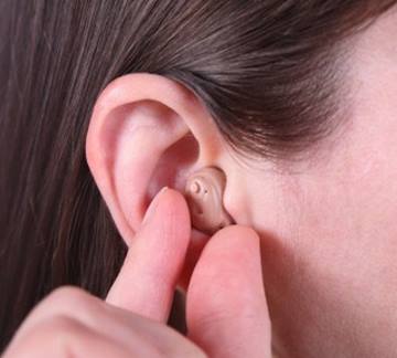 Aide auditive: Intra auriculaire